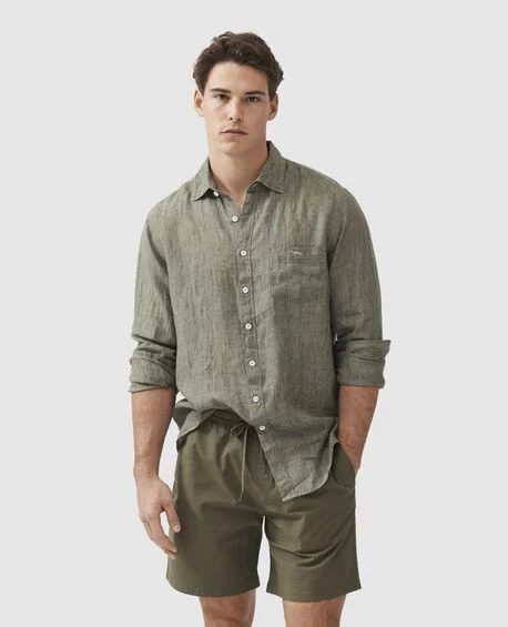 البسة رجالية